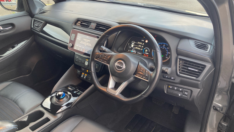 Nissan LEAF 110kW N-Connecta 39kWh 5dr Auto Electric Hatchback